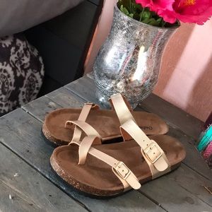 Brand new gold sandals!